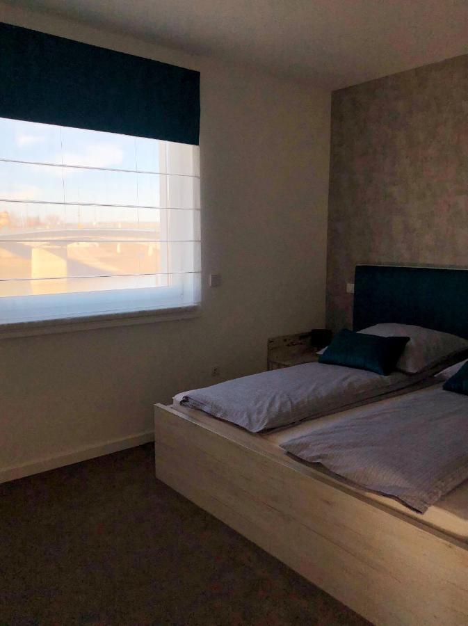 سولنوك Moment Apartments المظهر الخارجي الصورة