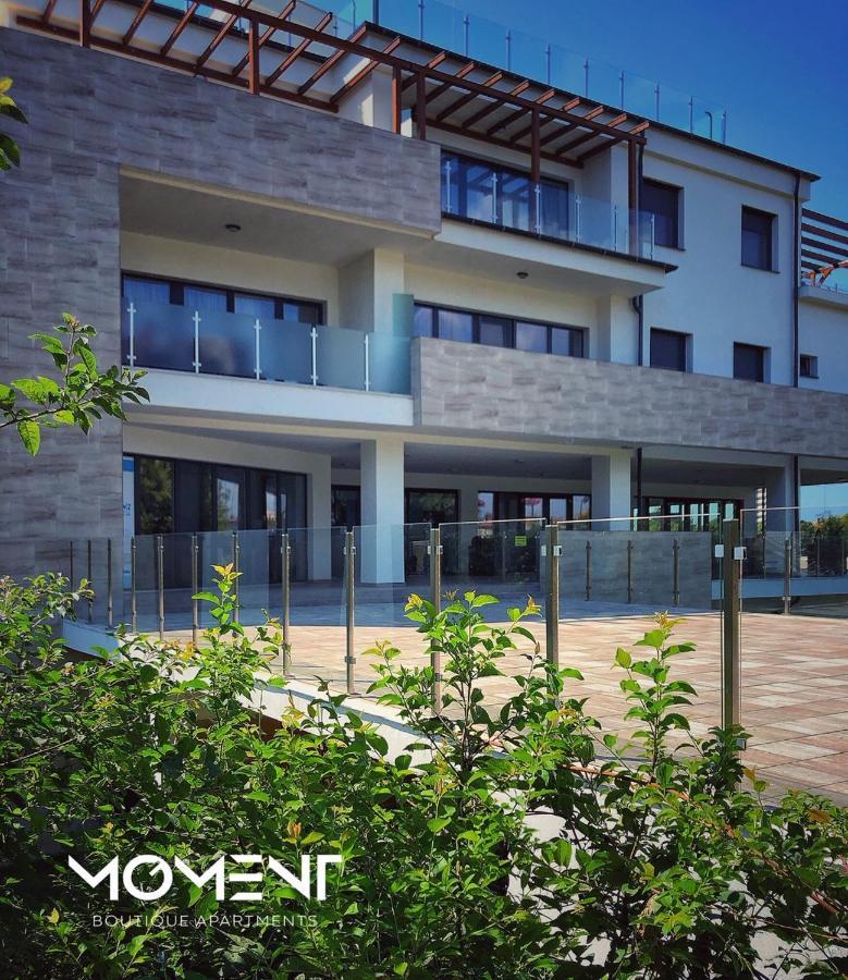 سولنوك Moment Apartments المظهر الخارجي الصورة